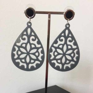 Acrylohringe_graublau_schwarz_silber