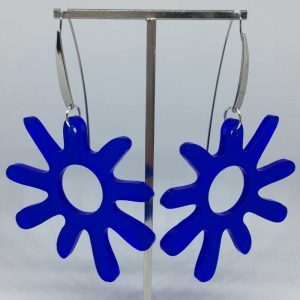 Ohrring blau Sonne haengen auf silbernen Ohrringen Halter